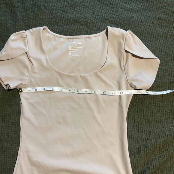 Short Sleeve Nude bodysuit - Picture 6 of 7